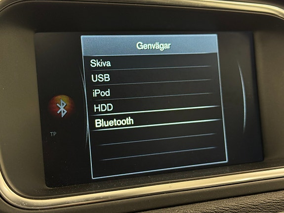 Volvo V40 13 of 20