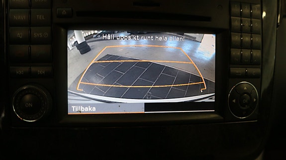 Mercedes-Benz Viano 12 of 24