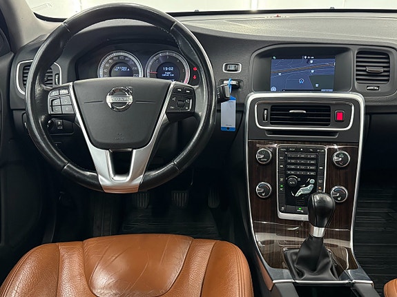 Volvo S60 16 of 17