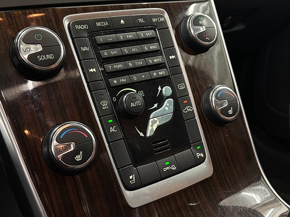 Volvo S60 11 of 17