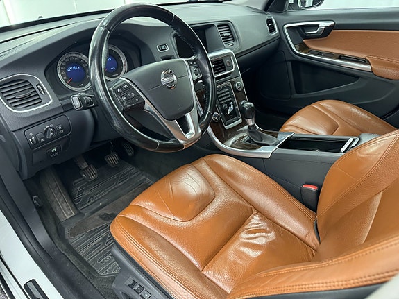 Volvo S60 6 of 17