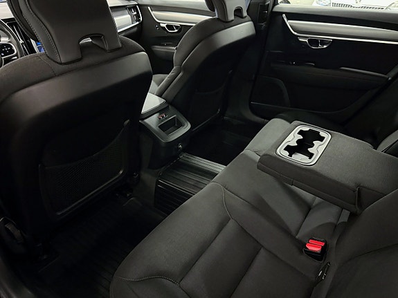 Volvo V90 10 of 15