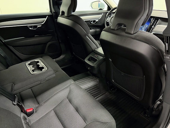 Volvo V90 9 of 15