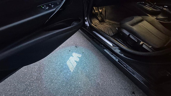 BMW 320d 15 of 16