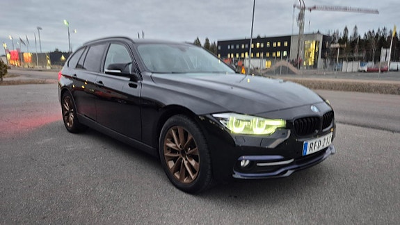BMW 320d 2 of 5