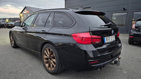 BMW 320d 5 of 5