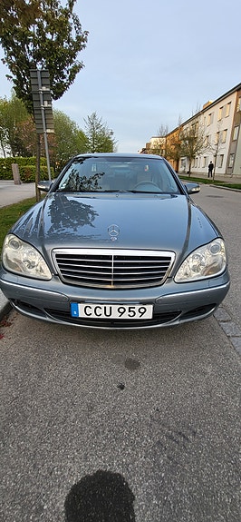 Mercedes-Benz S320 12 of 29