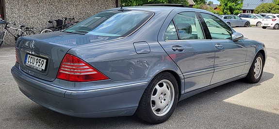 Mercedes-Benz S320 29 of 29