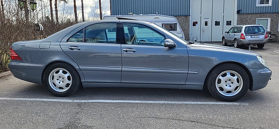 Mercedes-Benz S320 7 of 29