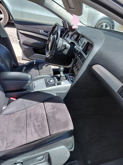 Audi A6 4 of 6