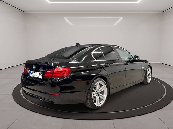 BMW 525 24 of 26