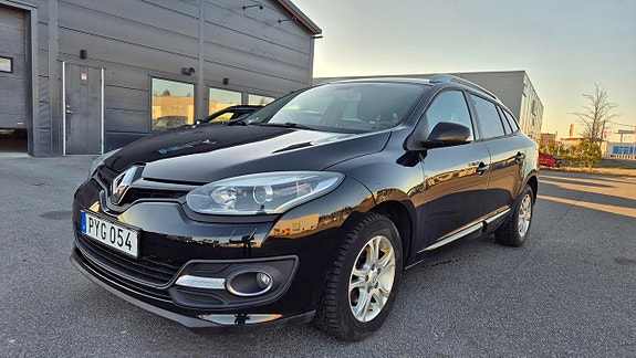 Renault Megane III 2 of 5