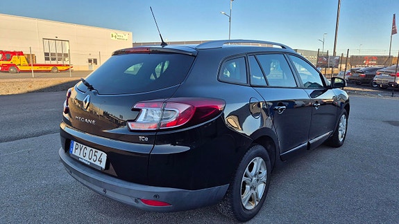 Renault Megane III 4 of 5