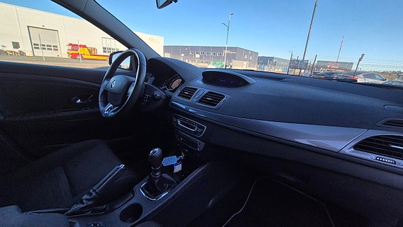 Renault Megane 11 of 13
