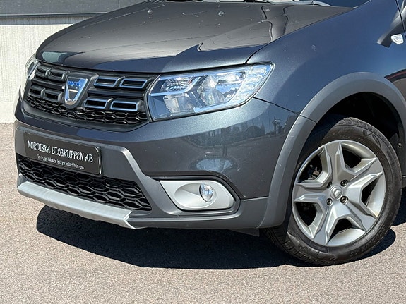Dacia Logan 3 of 5