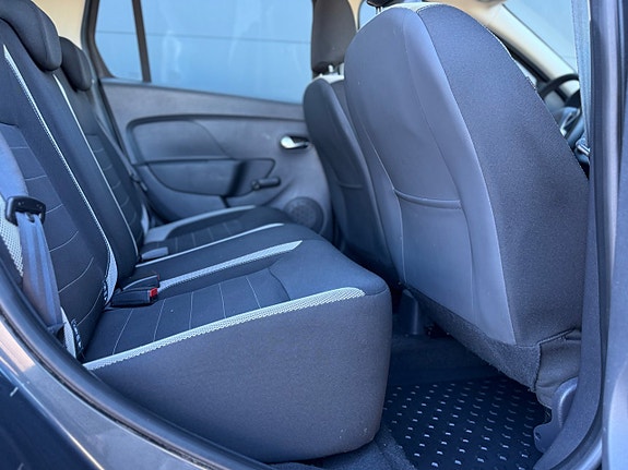 Dacia Logan 18 of 24