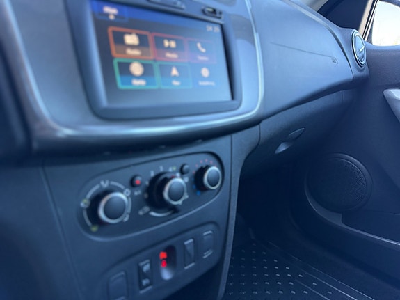 Dacia Logan 20 of 24