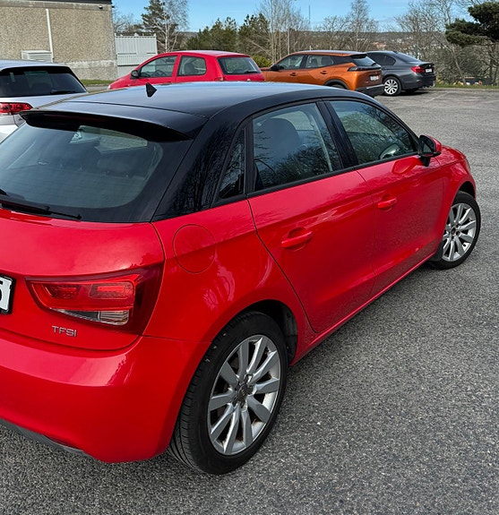 Audi A1 3 of 4