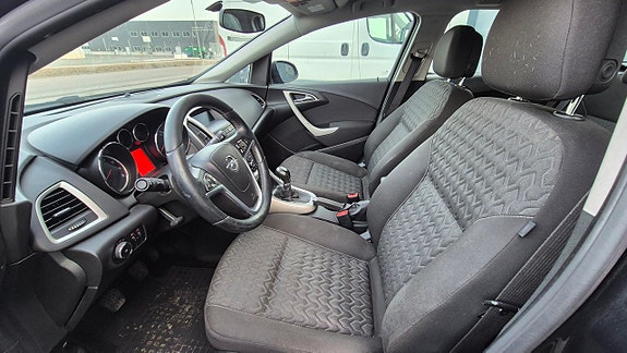 Opel Astra 5 of 5