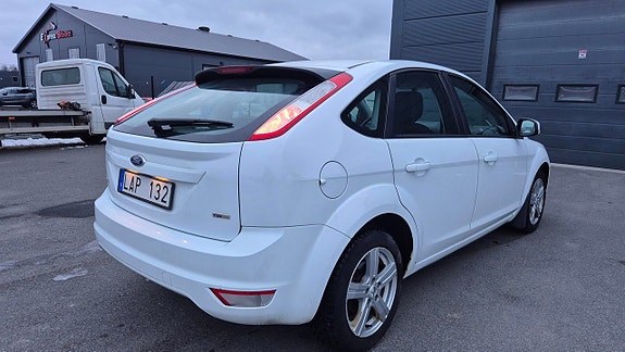 Ford Focus 4 of 5