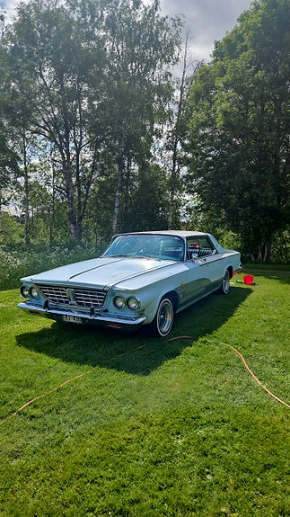 Chrysler New Yorker 2 of 3