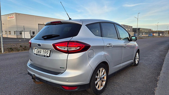 Ford C-Max 4 of 5