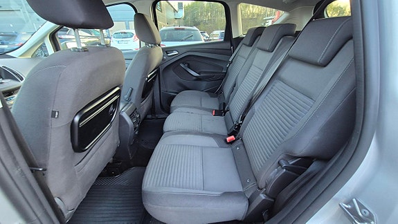 Ford C-Max 9 of 12