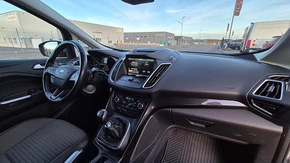 Ford C-Max 11 of 12