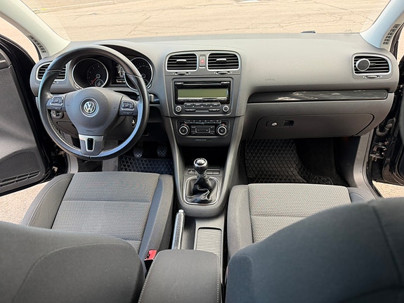 Volkswagen Golf VI 4 of 5