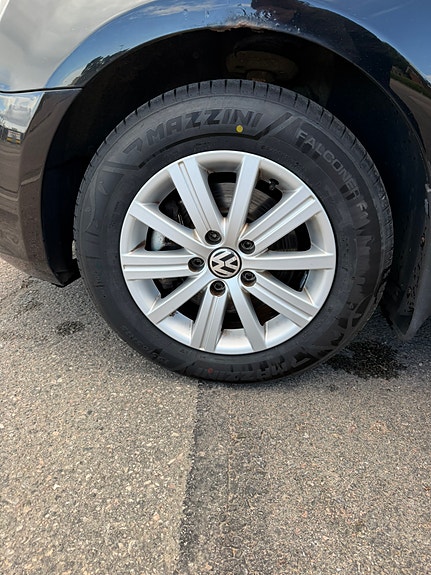 Volkswagen Golf VI 5 of 5