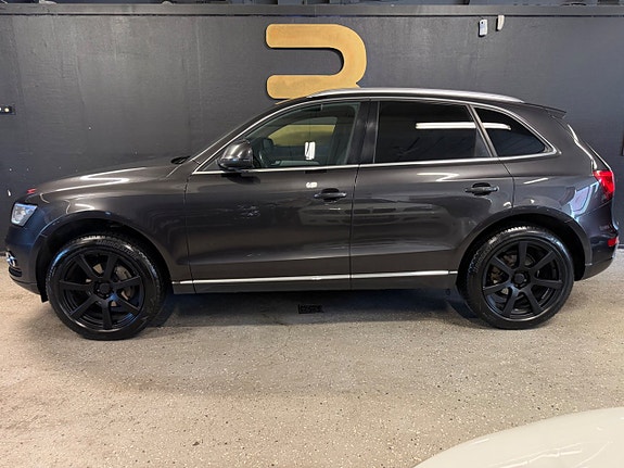 Audi Q5 2 of 5