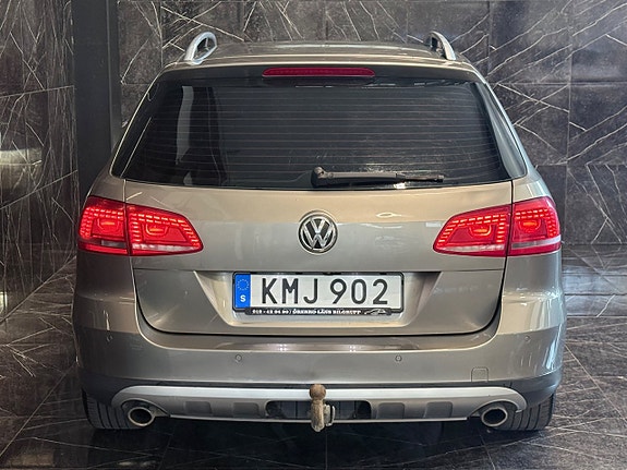 Volkswagen Passat Alltrack 11 of 21