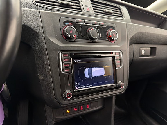 Volkswagen Caddy 24 of 30
