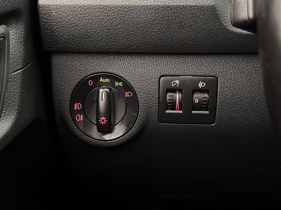 Volkswagen Caddy 28 of 30