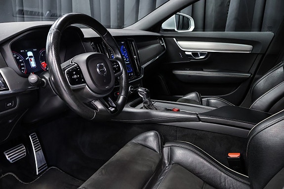 Volvo V90 15 of 30