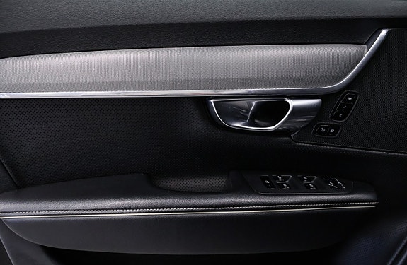 Volvo V90 18 of 30