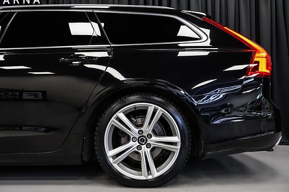Volvo V90 8 of 30