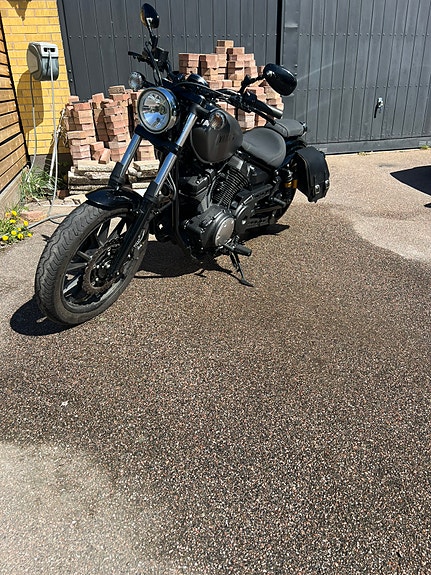 Yamaha YAMAHA XV950R ABS 2 of 4