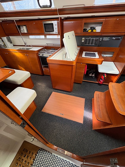 Dufour 405 Grand Large 17 of 26