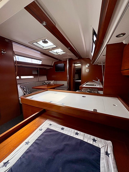 Dufour 405 Grand Large 15 of 26