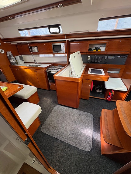 Dufour 405 Grand Large 18 of 26