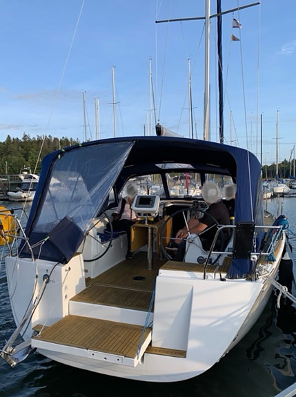 Dufour 405 Grand Large 4 of 26