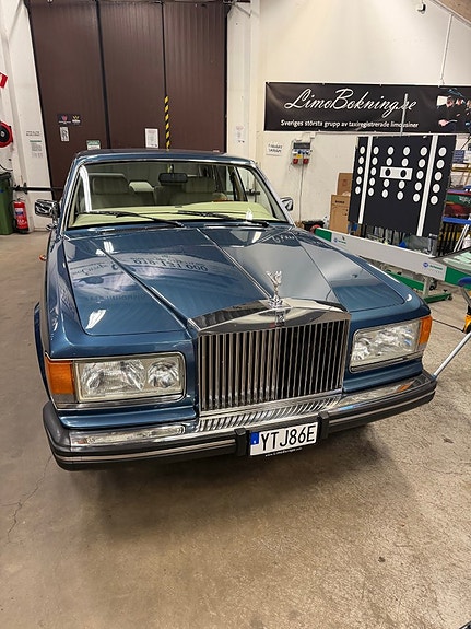 Rolls Royce Silver Spirit 15 of 17