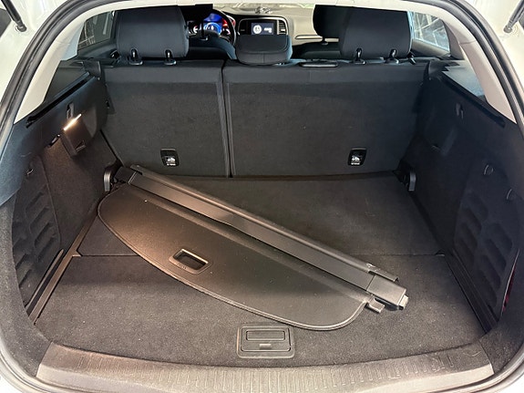 Renault Megane 24 of 24