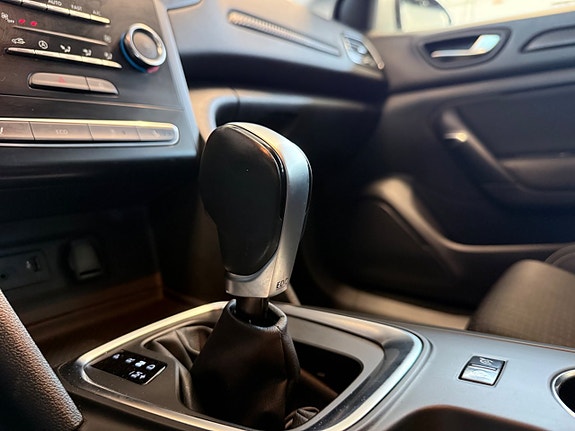 Renault Megane 22 of 24