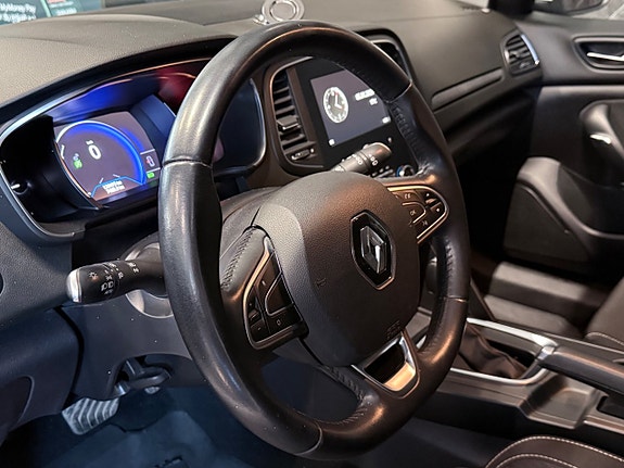 Renault Megane 17 of 24
