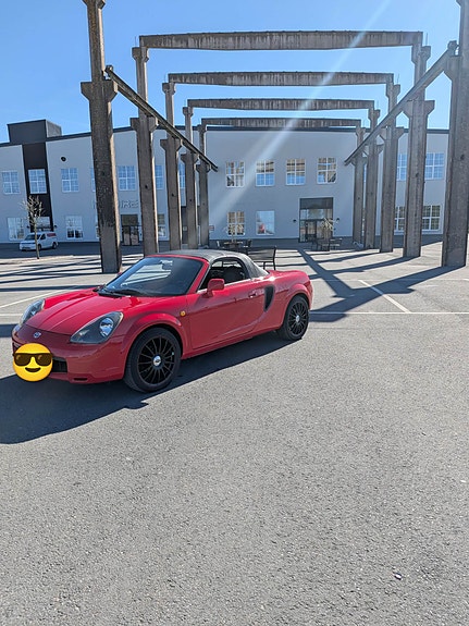 Toyota MR2 2 of 5