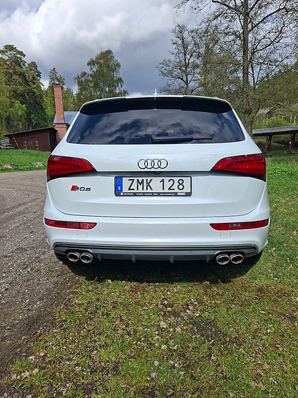 Audi SQ5 3 of 5