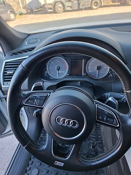 Audi SQ5 8 of 11