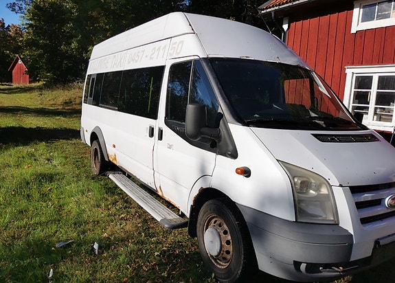 Ford Transit 3 of 8